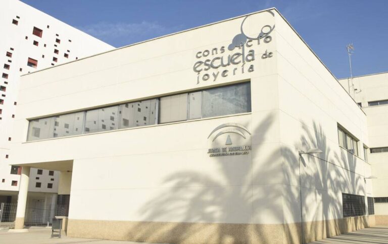 Escuela de Joyería de Córdoba. Centro de Referencia Nacional de Joyería y Orfebrería